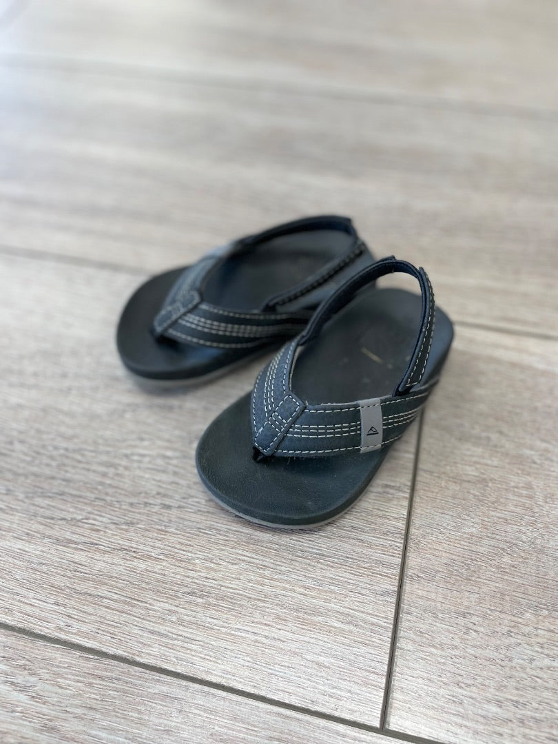 3/4, Black