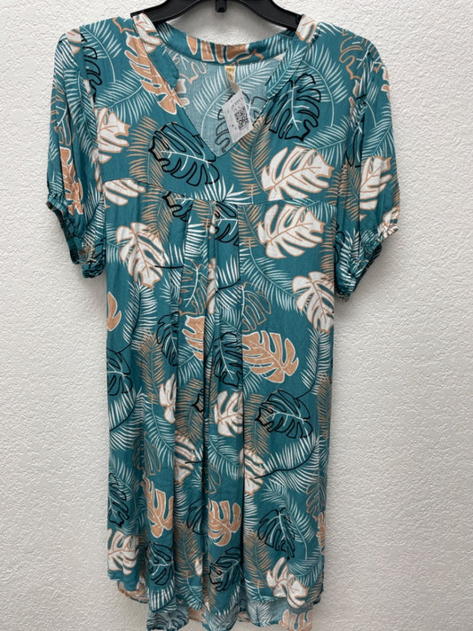 Med, Cyer Vitz dress